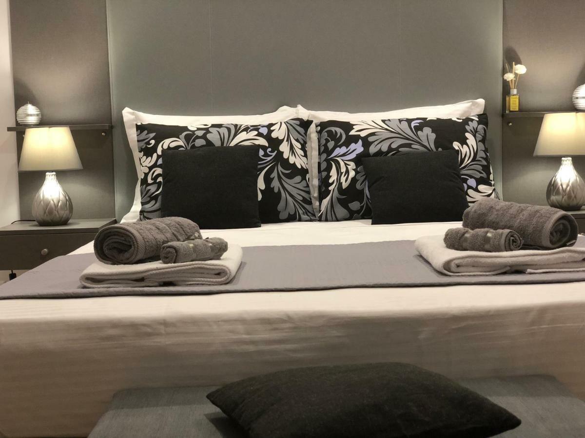Athenaeum Acropolis Residence 1Min To Museum Bagian luar foto
