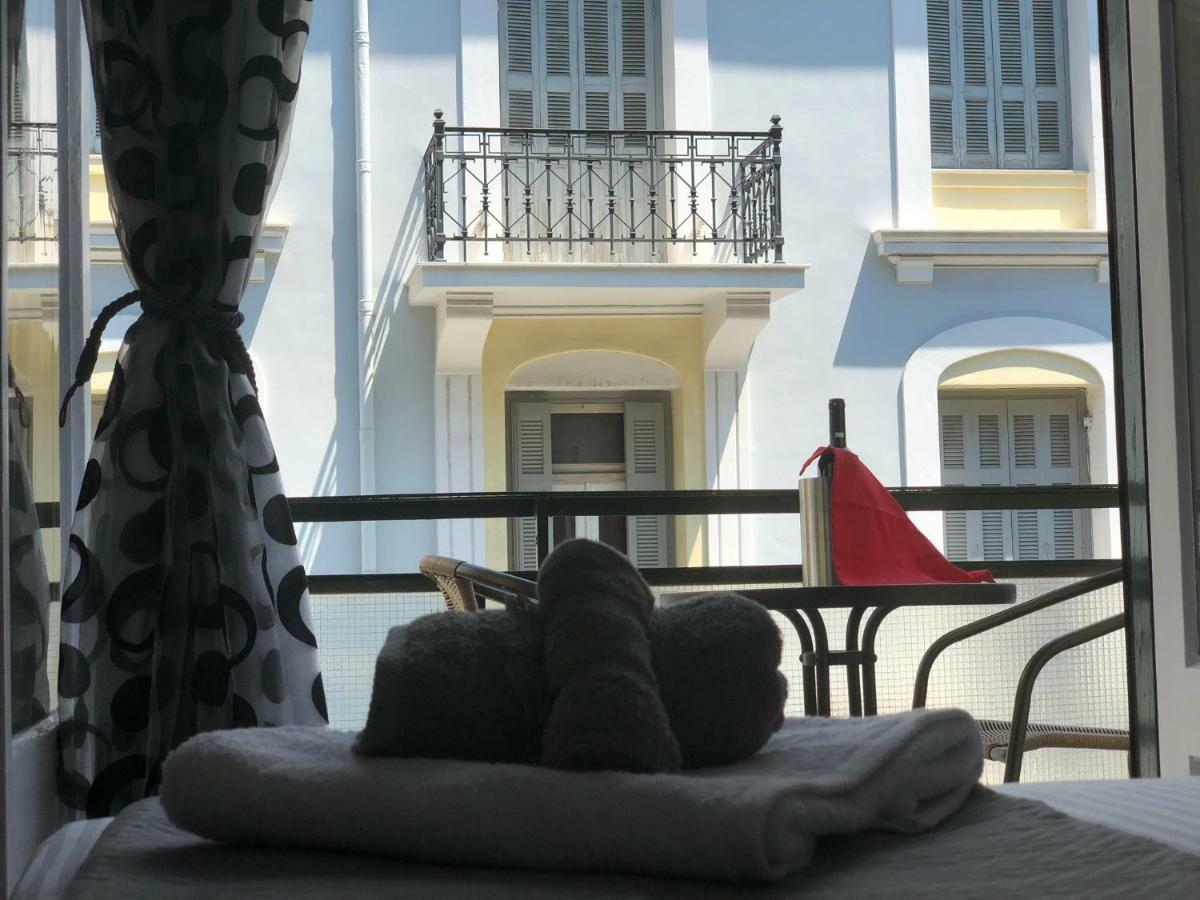 Athenaeum Acropolis Residence 1Min To Museum Bagian luar foto